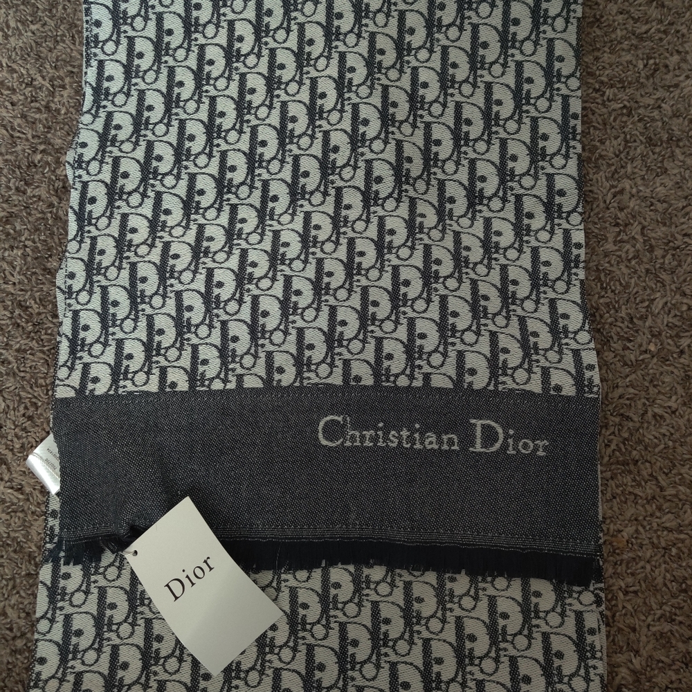 Christian Dior scarf.